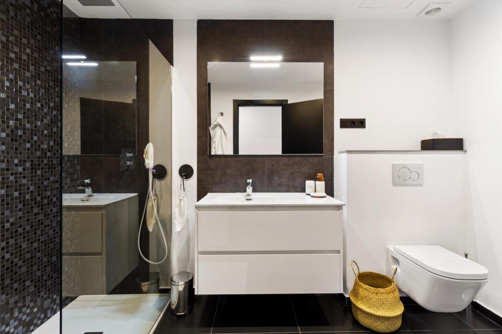 Vivi Homes - Blanca