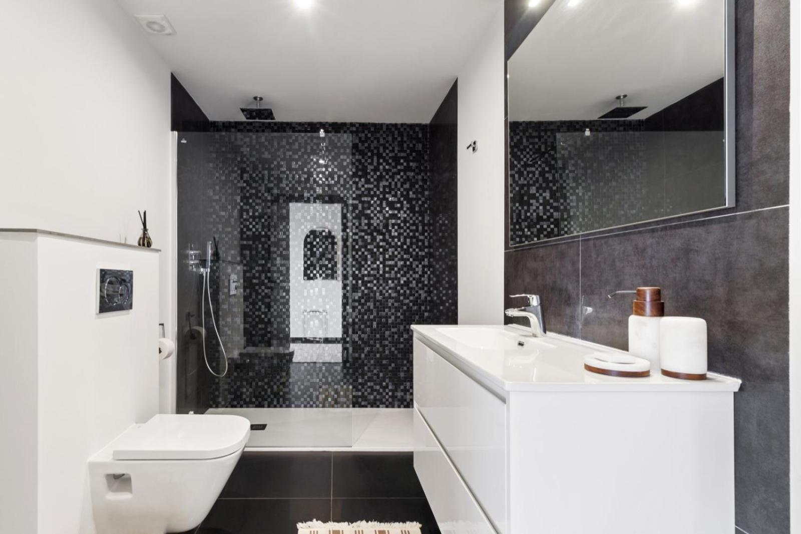 Vivi Homes - Blanca Villa *