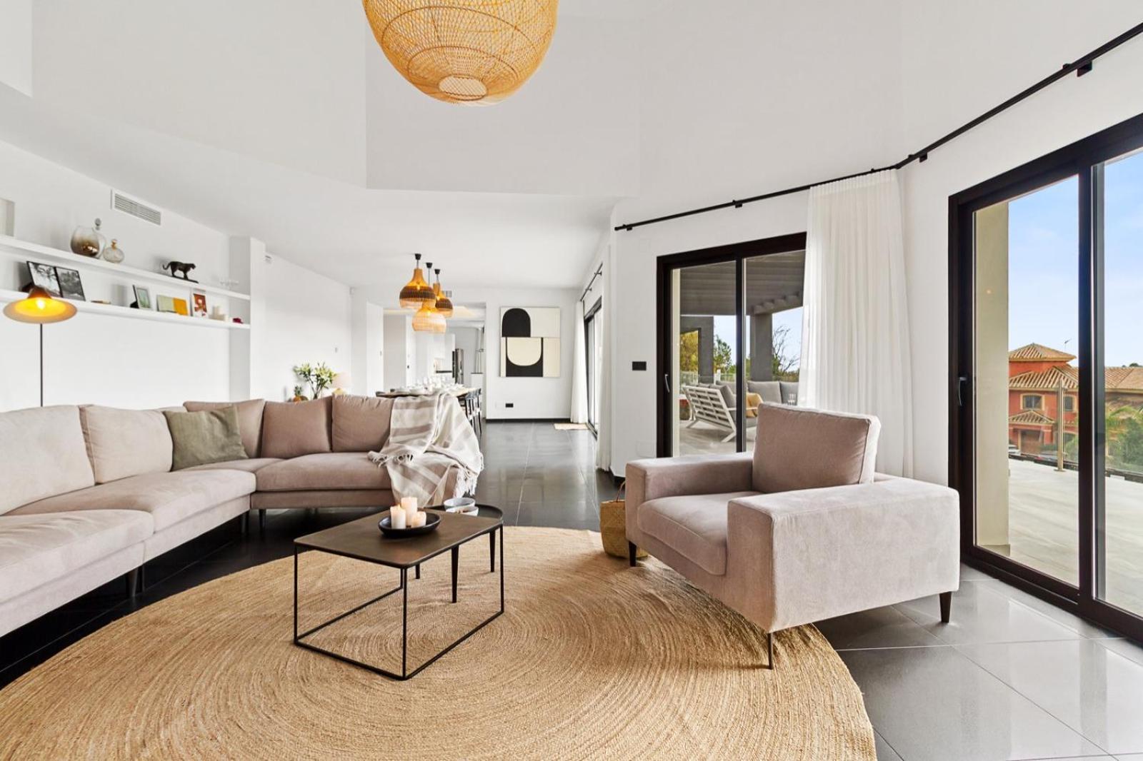 Vivi Homes - Blanca Villa