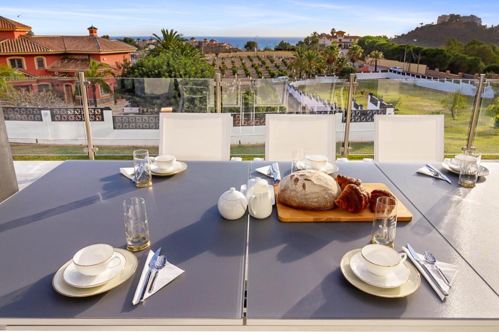 Vivi Homes - Blanca *